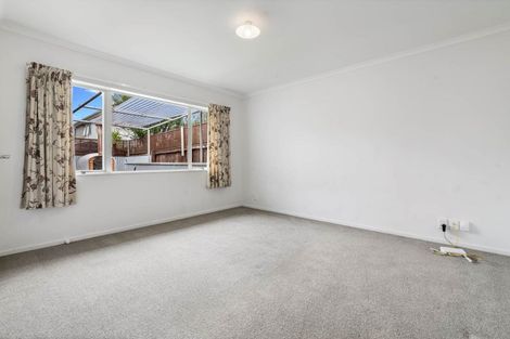 Photo of property in 11 Poaka Avenue, Takanini, 2112