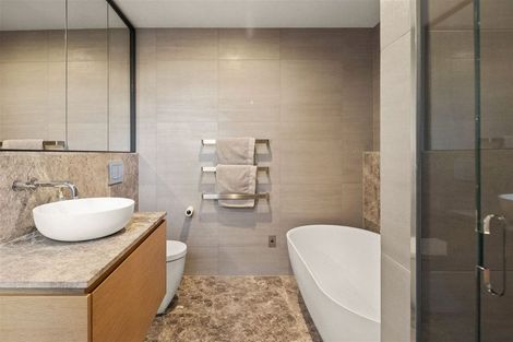 Photo of property in 100 Glandovey Road, Fendalton, Christchurch, 8052