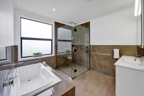 Photo of property in 91a Karina Road, Merrilands, New Plymouth, 4312