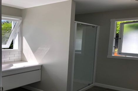 Photo of property in 27 Rugby Road, Birkenhead, Auckland, 0626