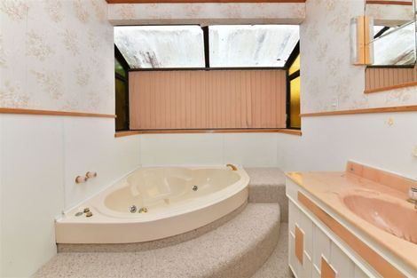 Photo of property in 26 Siesta Terrace, Gulf Harbour, Whangaparaoa, 0930