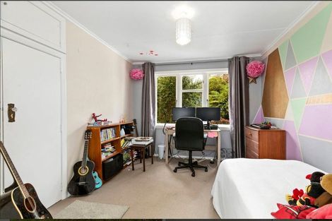 Photo of property in 1 Westhaven Drive, Tawa, Wellington, 5028