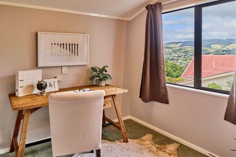 Photo of property in 36 Peterhouse Street, Tawa, Wellington, 5028