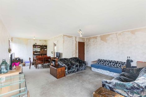 Photo of property in 3 Sabana Place, Unsworth Heights, Auckland, 0632