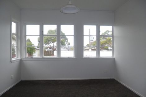 Photo of property in 245a Meola Road, Point Chevalier, Auckland, 1022