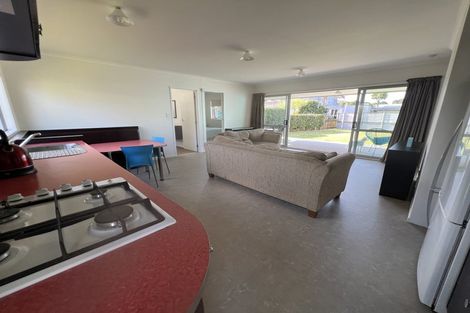 Photo of property in 31a Roretana Drive, Athenree, Waihi Beach, 3177