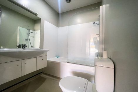 Photo of property in City Lodge, 402/115 Vivian Street, Te Aro, Wellington, 6011