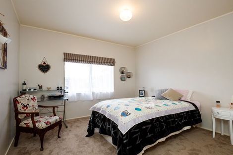 Photo of property in 92 Pacific Drive, Fitzherbert, Palmerston North, 4410