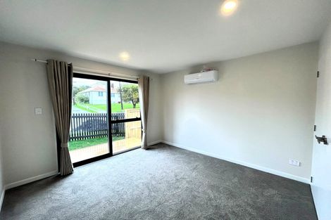 Photo of property in 17a Bardia Street, Belmont, Auckland, 0622