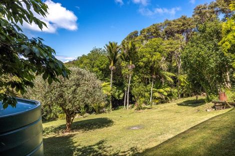 Photo of property in 61 Fairview Crescent, Omiha, Waiheke Island, 1081