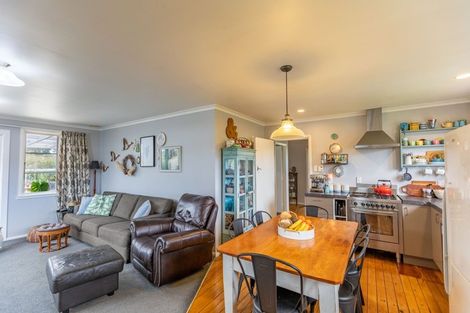 Photo of property in 314 White Road, Waipawa, Otane, 4277