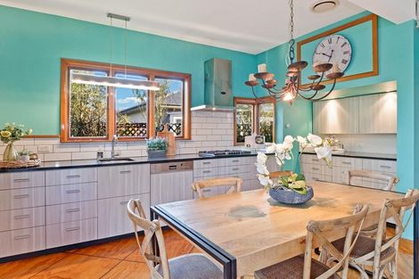 Photo of property in 216 Geraldine Street, Edgeware, Christchurch, 8013