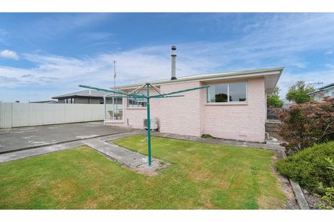 Photo of property in 17 Conyers Street, Georgetown, Invercargill, 9812