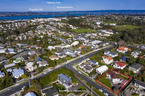 Photo of property in 4 Bank Street, Hillcrest, Auckland, 0627