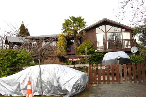 Photo of property in 2 Fox's Terrace, Arrowtown, 9302