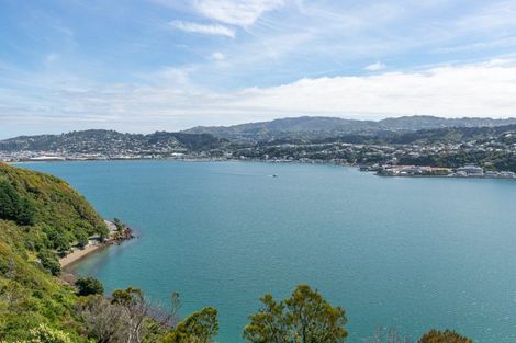 Photo of property in 3 Countess Close, Maupuia, Wellington, 6022