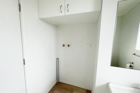 Photo of property in 18 Filmer Place, Melville, Hamilton, 3206