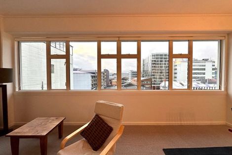 Photo of property in De Vere Apartments, 4/23 Tennyson Street, Te Aro, Wellington, 6011