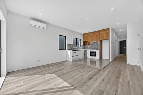 Photo of property in 15 Piringa Road, Pukekohe, 2120