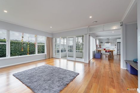 Photo of property in 8 Glen Alton Avenue, Paparangi, Wellington, 6037