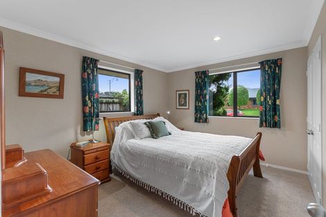 Photo of property in 5 Chesterton Drive, Leamington, Cambridge, 3432