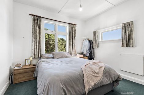 Photo of property in 3a Linwood Way, Island Bay, Wellington, 6023