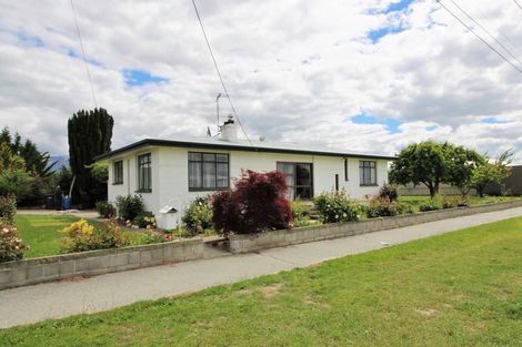 Photo of property in 2 Schaumann Street, Alexandra, 9320