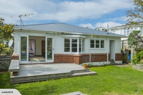 Photo of property in 22 Fraser Avenue, Johnsonville, Wellington, 6037