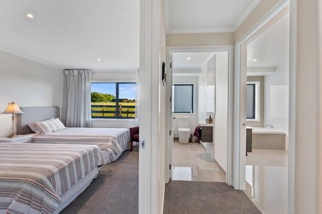 Photo of property in 50 William Andrew Road, Pukekohe, 2120