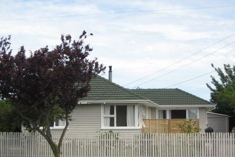 Photo of property in 40 Daniels Road, Redwood, Christchurch, 8051