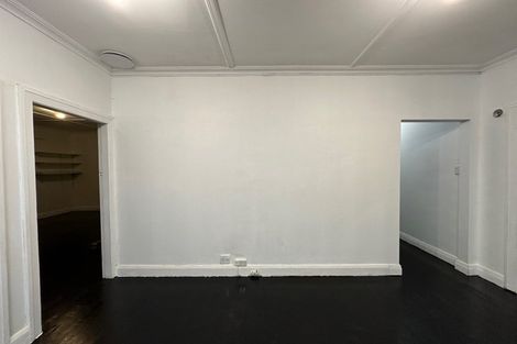 Photo of property in 56 Raroa Road, Kelburn, Wellington, 6012