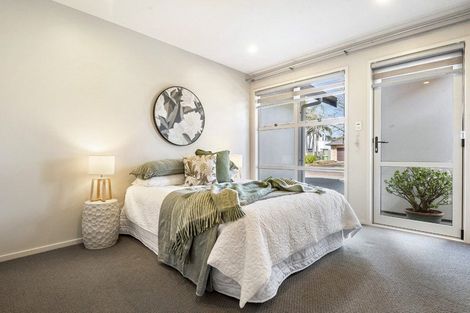 Photo of property in 19 English Oak Drive, Schnapper Rock, Auckland, 0632