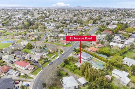 Photo of property in 11 Awaroa Road, Sunnyvale, Auckland, 0612