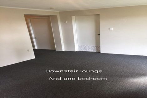 Photo of property in 26 Tawhana Crescent, Red Beach, 0932