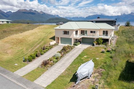 Photo of property in 25 Muriwai Drive, Manapouri, 9679