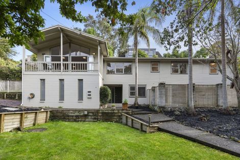 Photo of property in 122 Beach Road, Castor Bay, Auckland, 0620