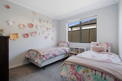 Photo of property in 19 Opou Place, Katikati, 3129