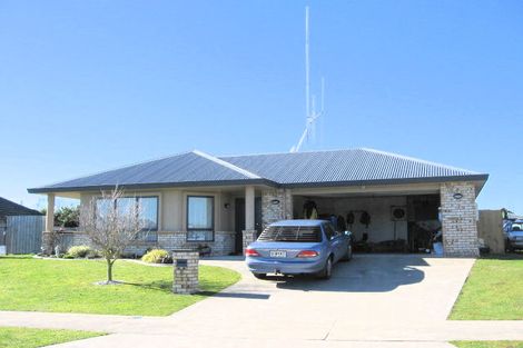 Photo of property in 8 Lavenham Place, Rototuna North, Hamilton, 3210