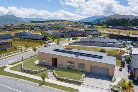 Photo of property in 6 Pounamu Avenue, Albert Town, Wanaka, 9305