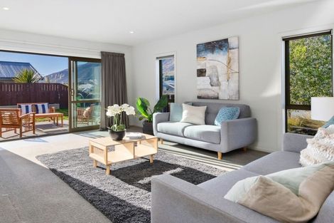Photo of property in 2 Campden Court, Lower Shotover, Queenstown, 9304