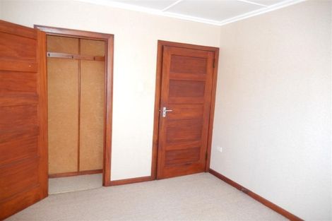 Photo of property in 42 Fulford Street, New Plymouth, 4310