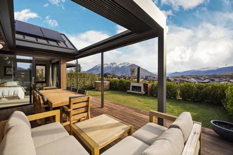 Photo of property in 11b Double Cone Road, Jacks Point, Queenstown, 9371