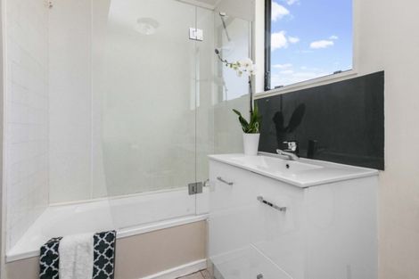 Photo of property in 19b Elizabeth Street, Papakura, 2110