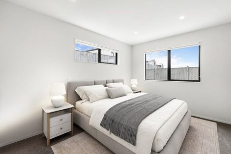 Photo of property in 55 Parkmore Drive, Rosehill, Papakura, 2113