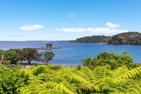 Photo of property in 56 Grand View Road, Leigh, 0985