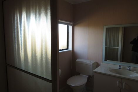 Photo of property in 5 Mcarthur Street, Terrace End, Palmerston North, 4410