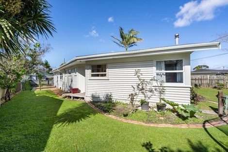 Photo of property in 19 Kokich Crescent, Onerahi, Whangarei, 0110