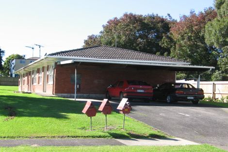 Photo of property in 2/1 Snell Place, Pakuranga, Auckland, 2010