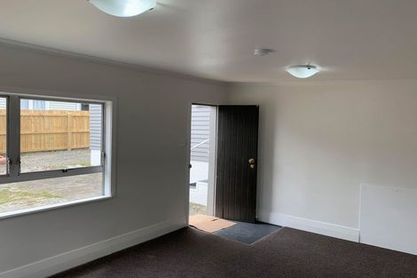 Photo of property in 4 Kapiti Crescent, Titahi Bay, Porirua, 5022