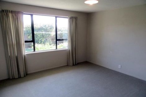 Photo of property in 2/74a Jeffreys Road, Fendalton, Christchurch, 8052